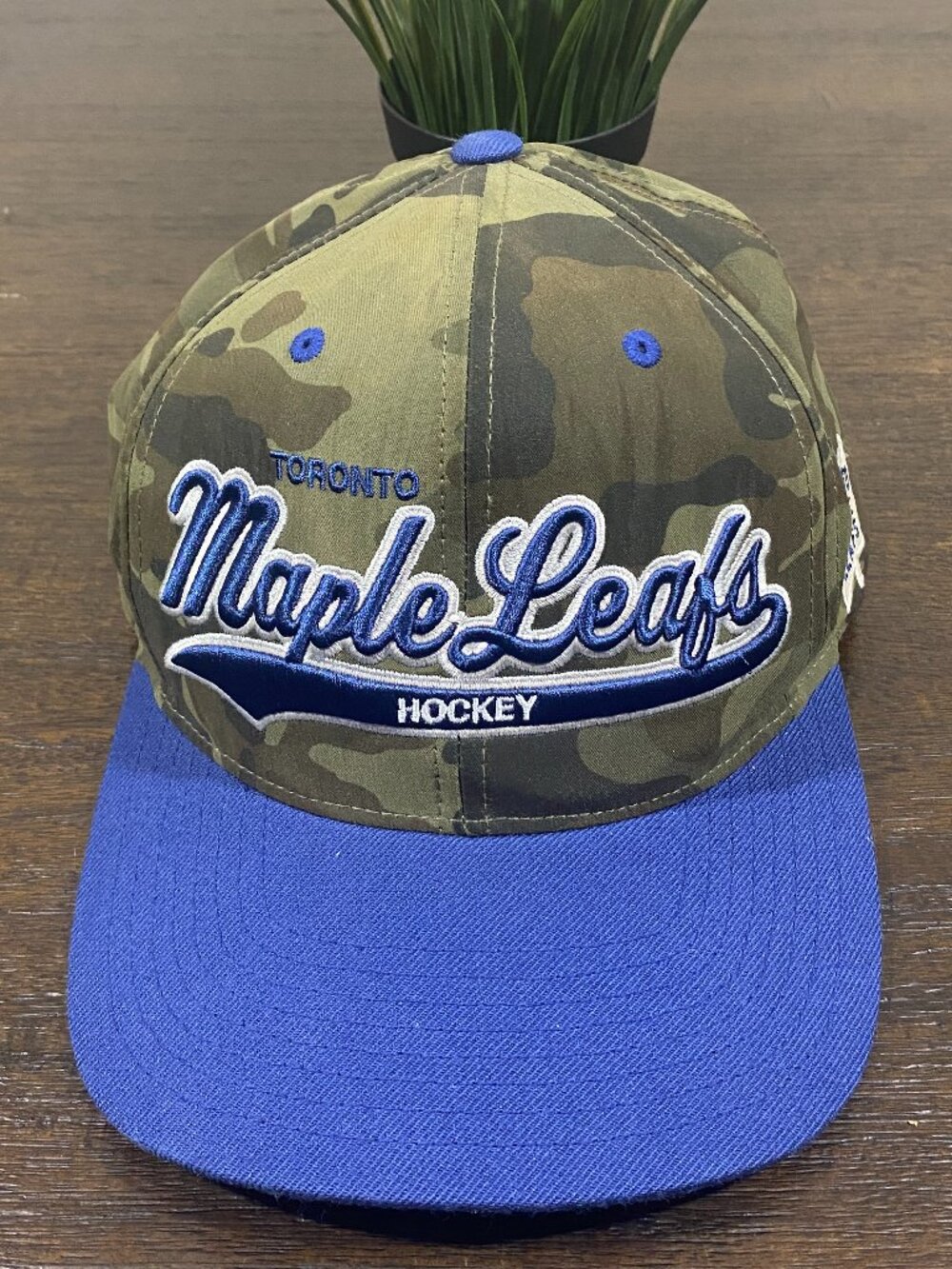 Vintage Mitchell & Ness Toronto Maple Leafs Camo Snapback Hat Cap